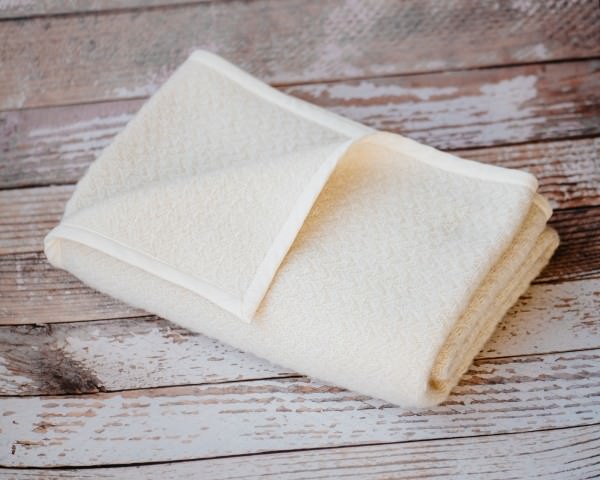 Odeja za otroke / 100 x 100 cm / 100 % merino volna